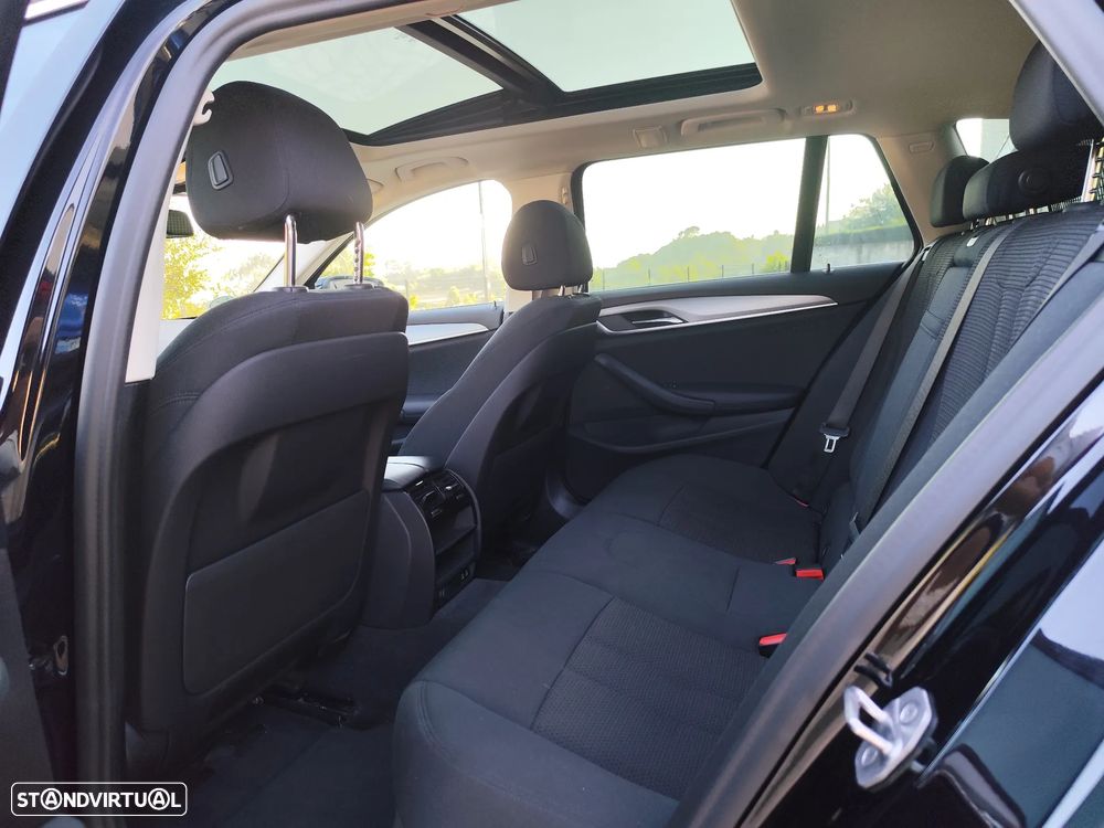 BMW 530 e Line Luxury - 8