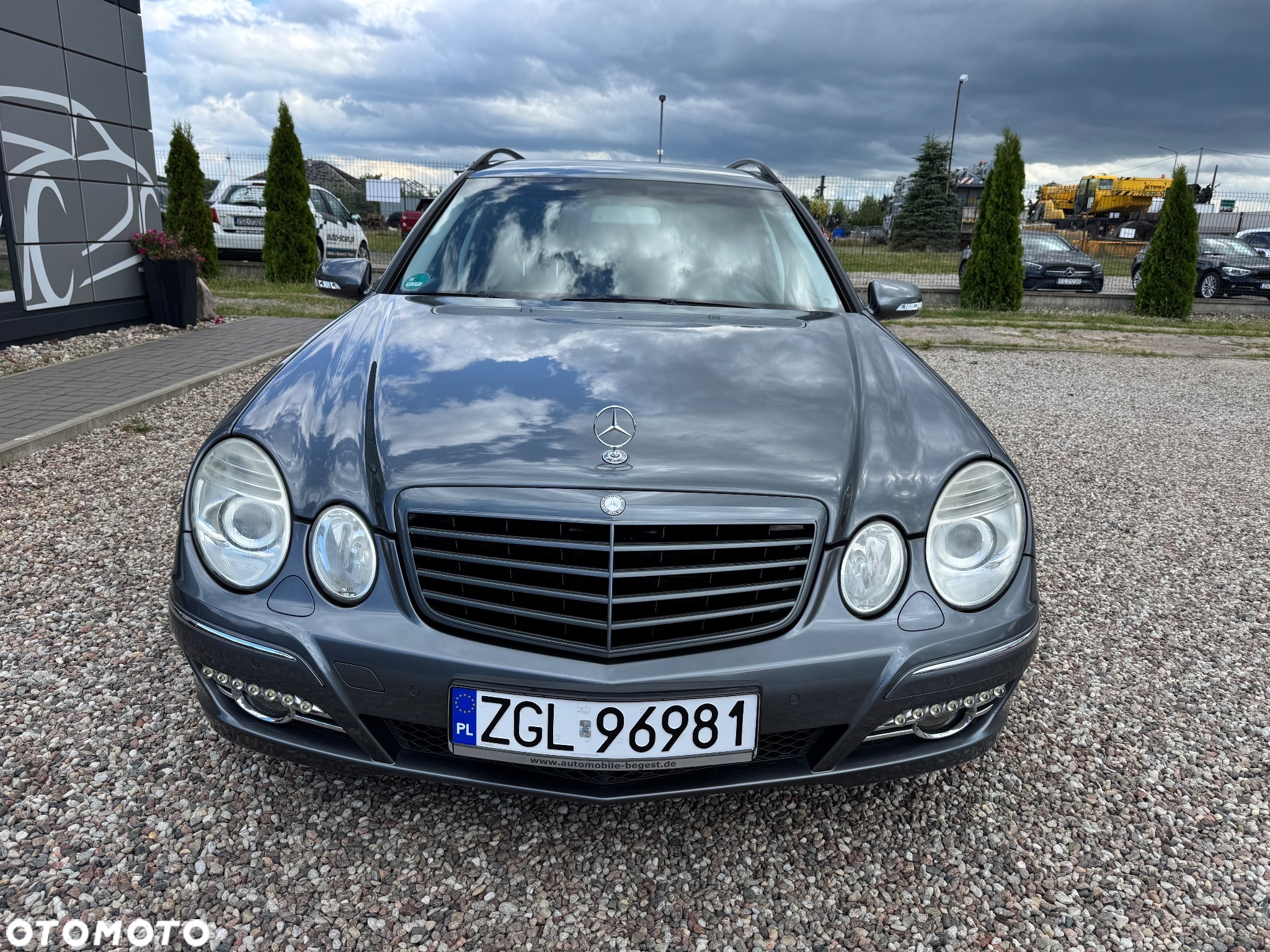 Mercedes-Benz Klasa E 200 T Kompressor Automatik Avantgarde - 2