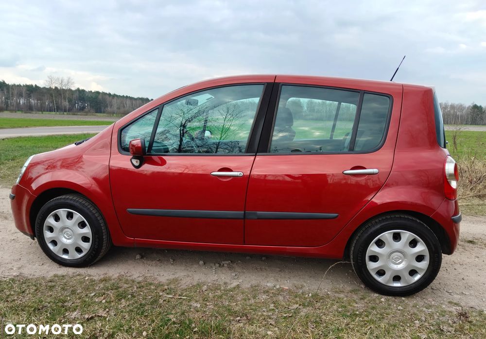 Renault Modus 1.5 dCi Avantage - 10