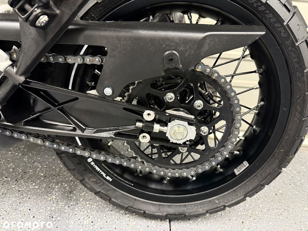 Husqvarna Svartpilen - 16