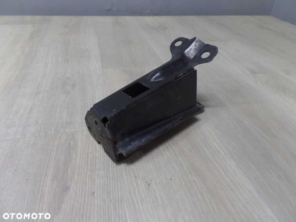 VOLVO S80 II V70 III XC70 06-16 WSPORNIK MOCOWANIE BELKI CHLODNICY PRAWE - 1