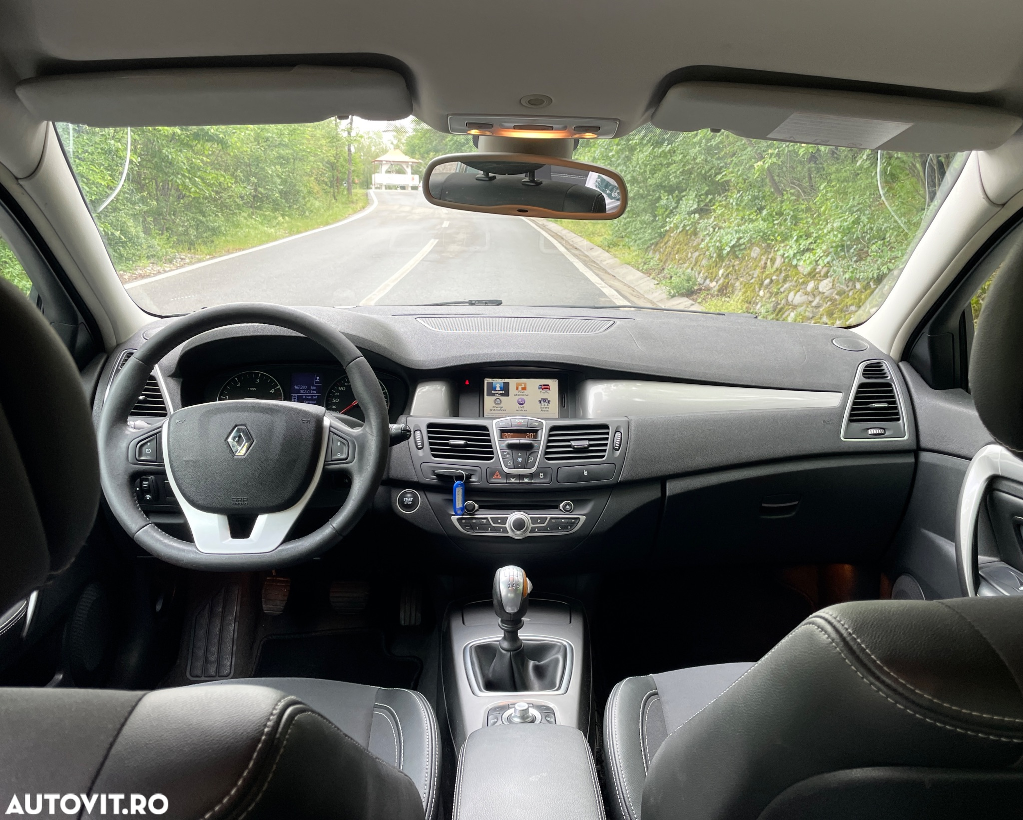 Renault Laguna - 8