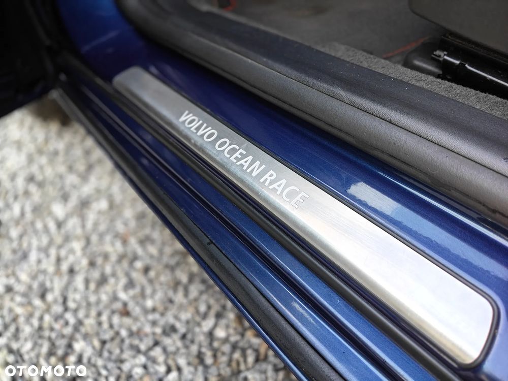 Volvo V60 D2 Ocean Race - 21
