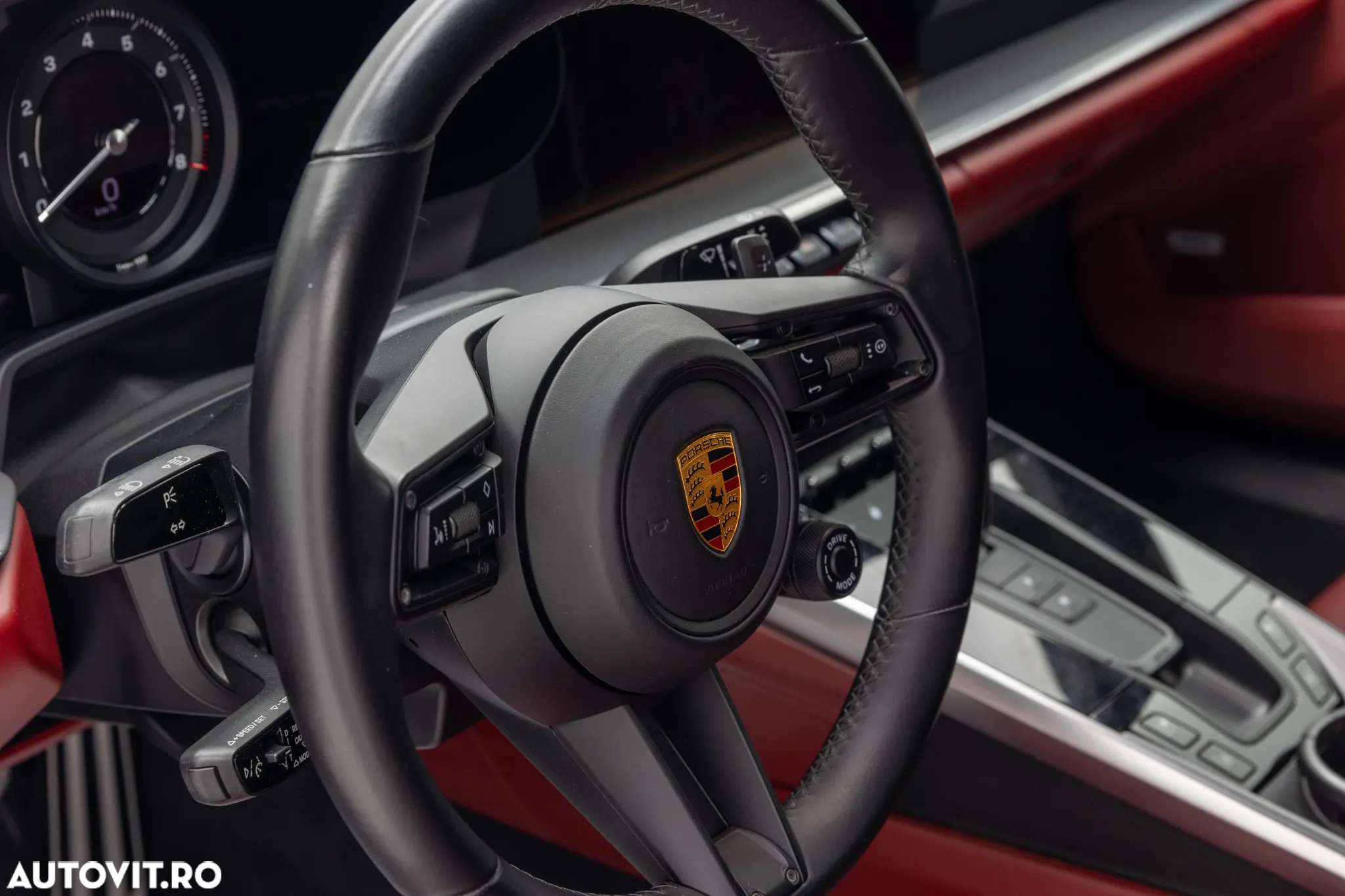 Porsche 911 Carrera 4S - 20