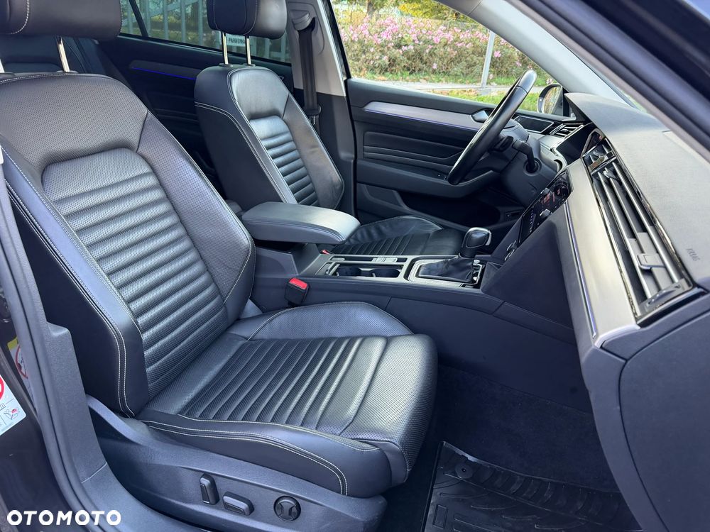 Volkswagen Passat 2.0 TDI 4Mot Elegance DSG - 6