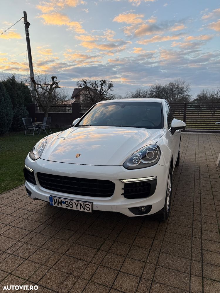 Porsche Cayenne 3.0 L V6 - 21
