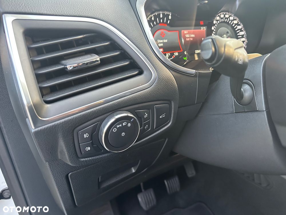 Ford S-Max 2.0 TDCi 4WD Titanium - 11