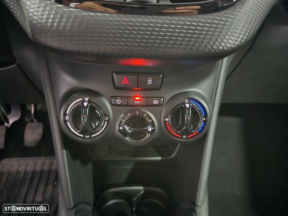Peugeot 208 1.2 PureTech Style - 7