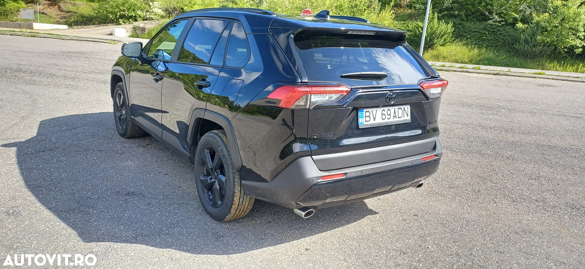 Toyota RAV4 - 9