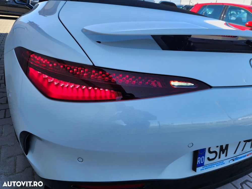 Mercedes-Benz SL ver-amg-43-mhev - 26