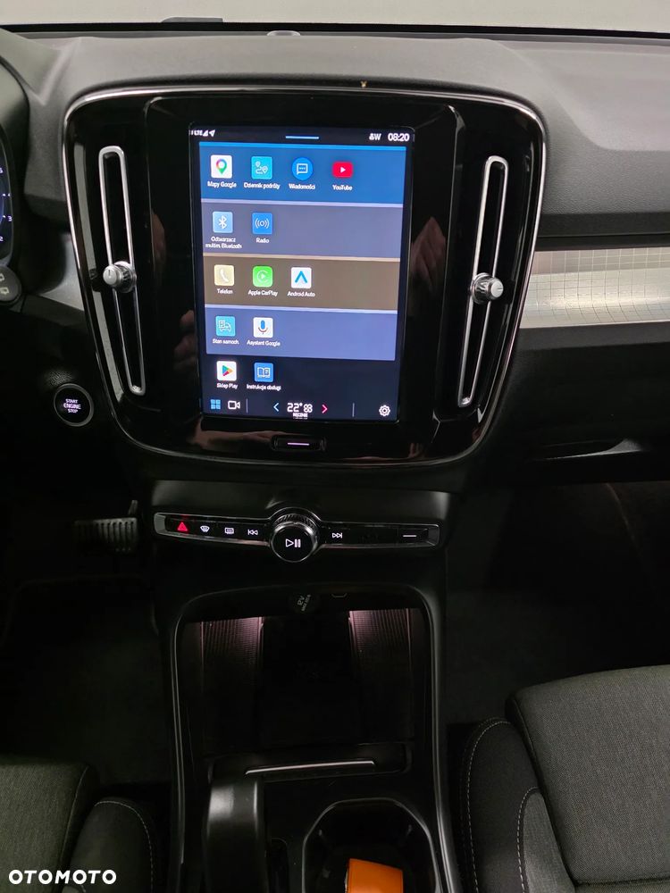 Volvo XC 40 B3 B DKG Ultra Dark - 15