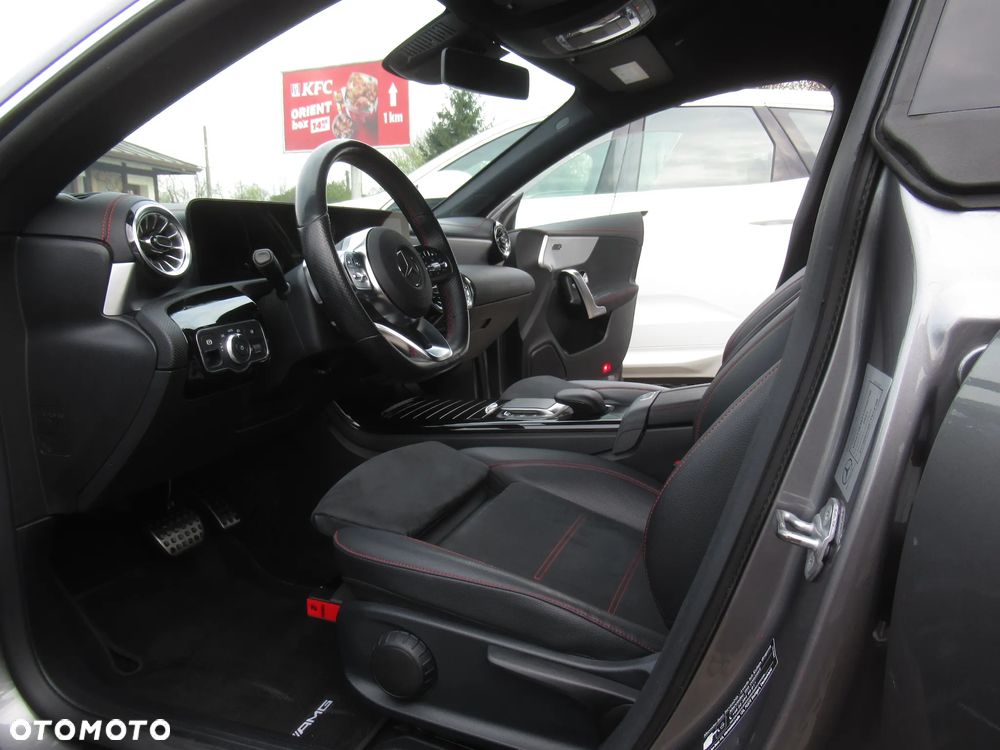 Mercedes-Benz CLA 200 AMG Line 7G-DCT - 5