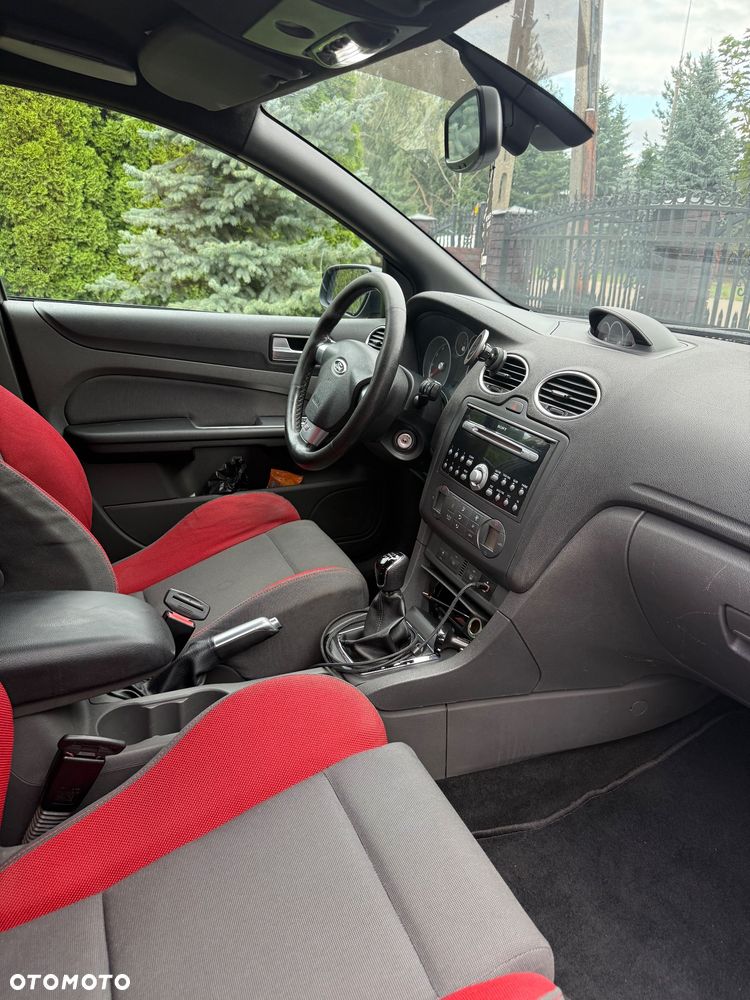 Ford Focus - 15