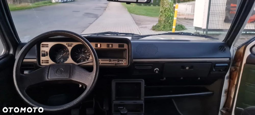 Volkswagen Golf 1.1 - 15