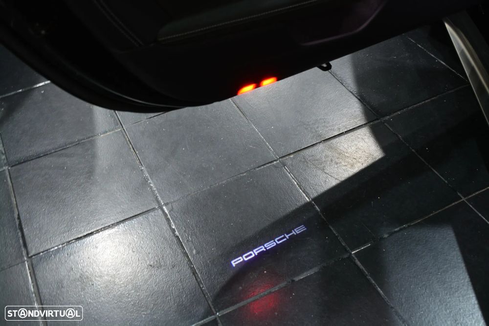 Porsche 911 (992) GT3 PDK - 59