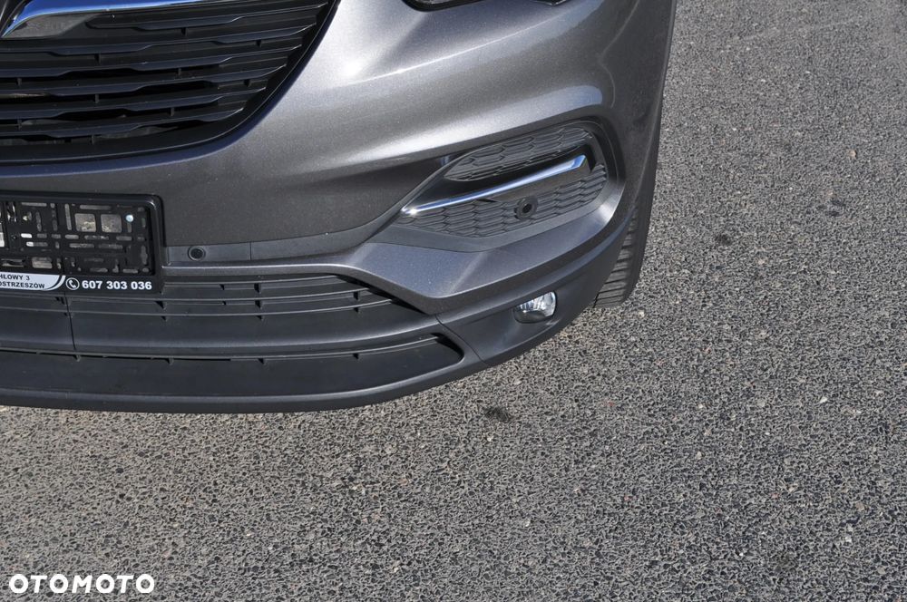 Opel Grandland X 1.2 T GPF Edition S&S - 10