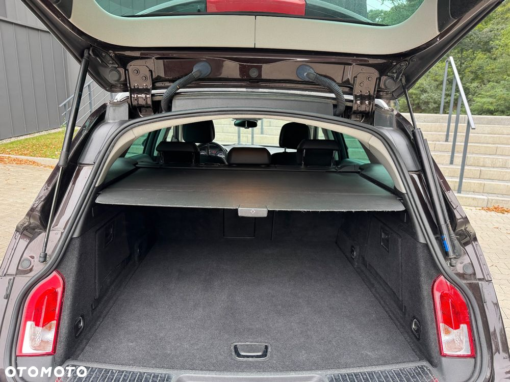 Opel Insignia 2.0 CDTI Cosmo S&S - 25