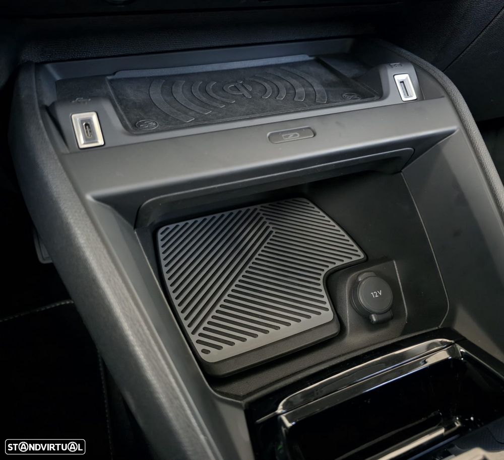 Citroën C4 Hybrid 145 MAX - 18