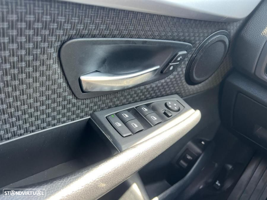 BMW 225xe Active Tourer Line Sport - 7