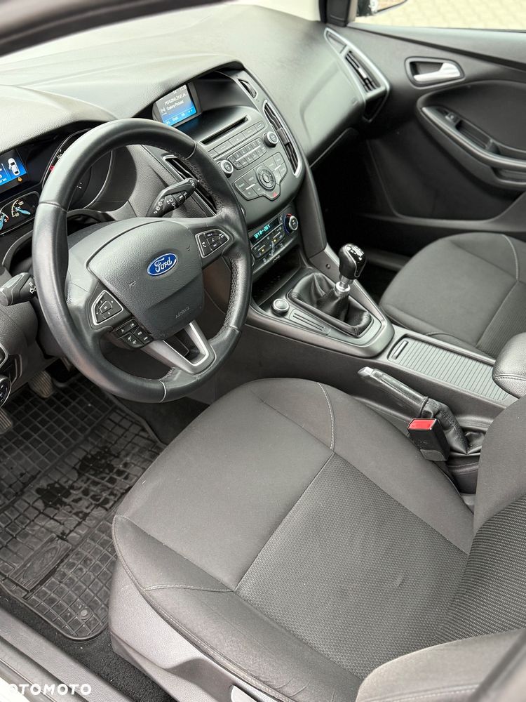 Ford Focus 1.5 TDCi Trend - 8