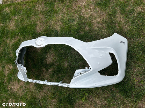 Zderzak przód przedni TOYOTA YARIS IV 4 od 2019r.