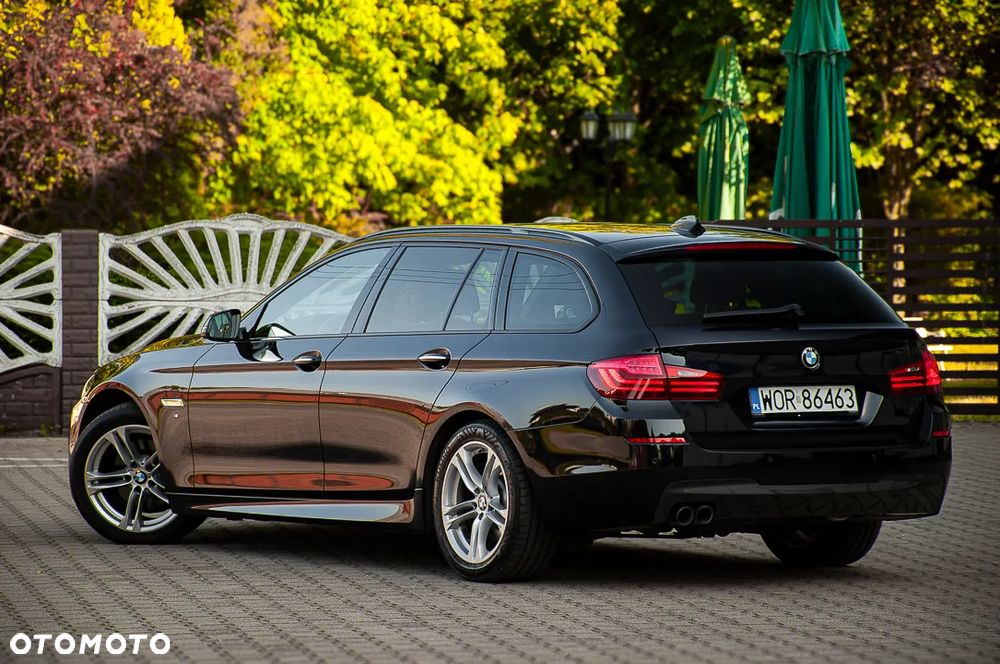BMW Seria 5 520d Sport Line - 12