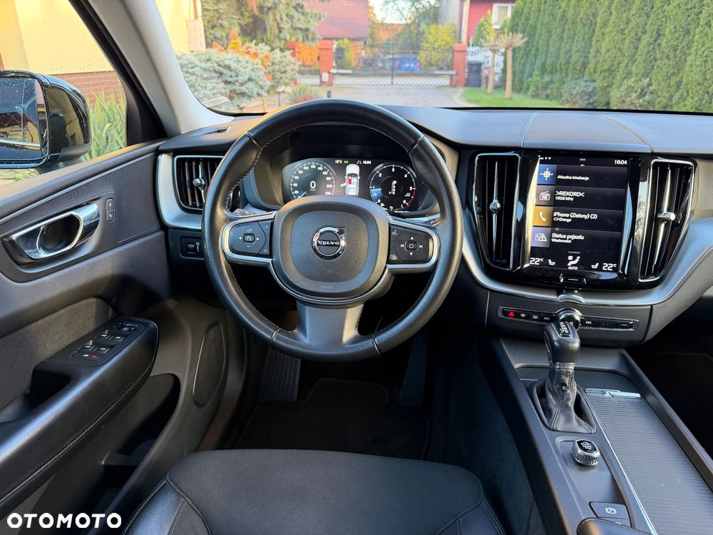Volvo XC 60 D4 AWD Geartronic Momentum - 28