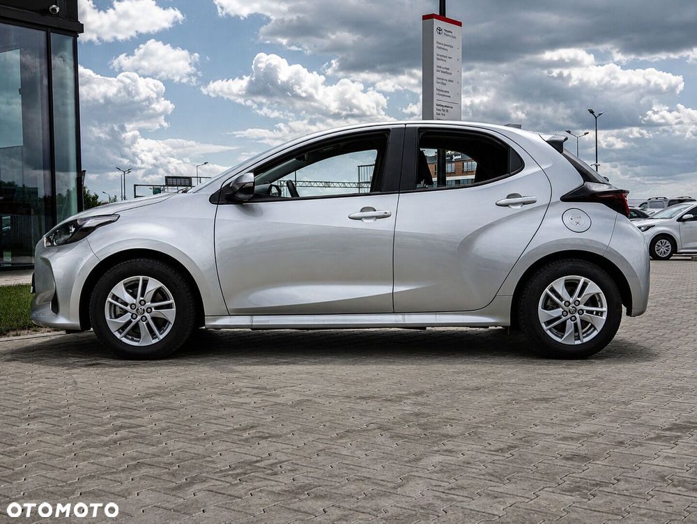 Toyota Yaris - 5