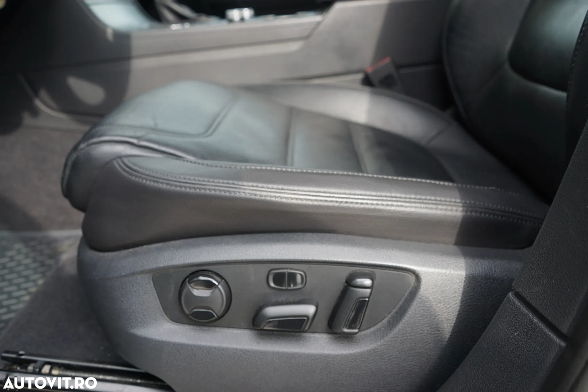 Volkswagen Touareg V6 TDI BMT Supreme Plus - 13