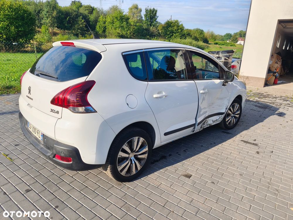 Peugeot 3008 1.2 PureTech Allure - 9