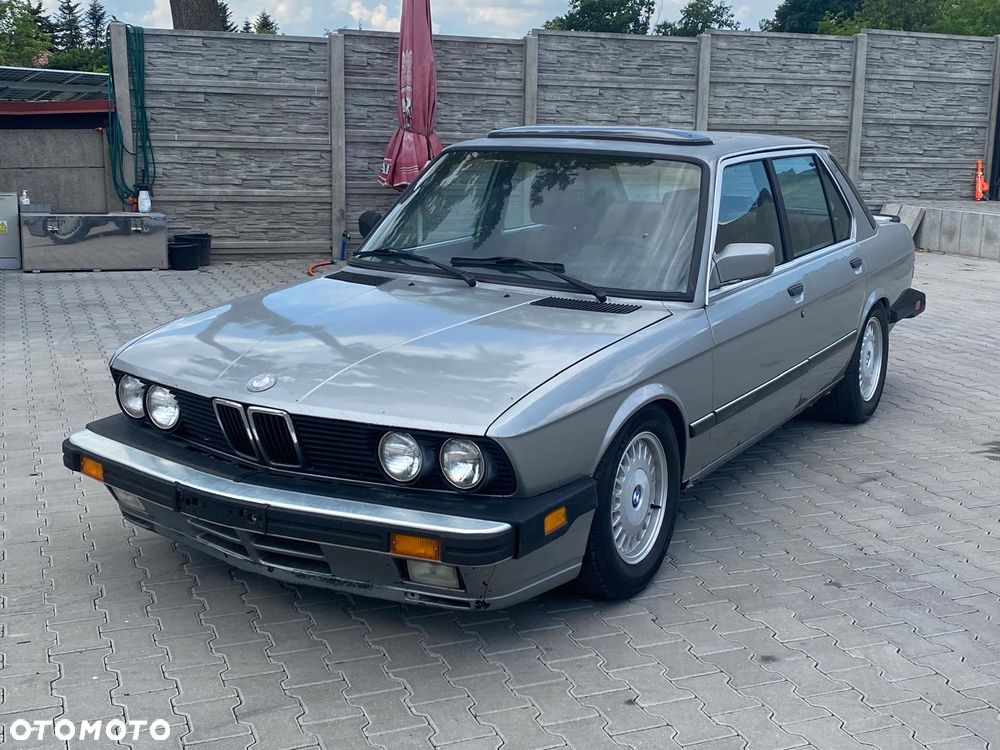 BMW Seria 5 - 1