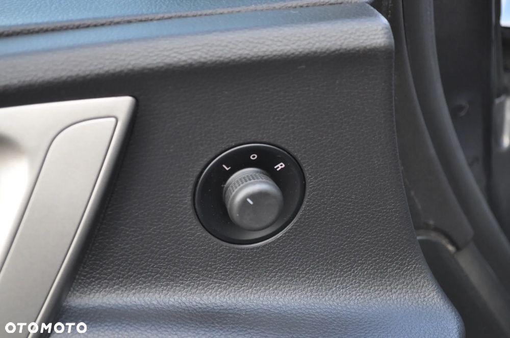 Opel Astra 1.4 Turbo 150 Jahre - 22