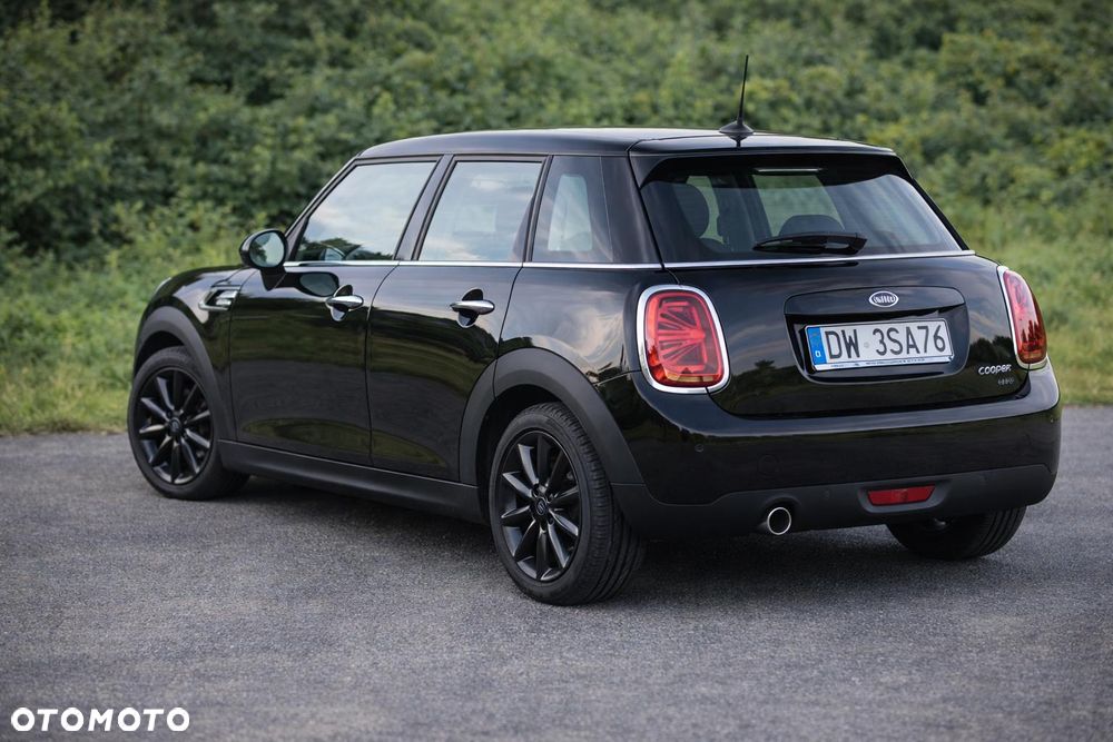 MINI Cooper Standard - 3