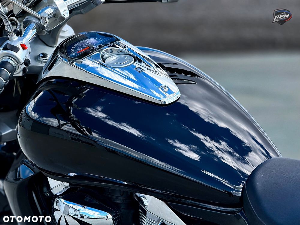 Suzuki Boulevard - 18