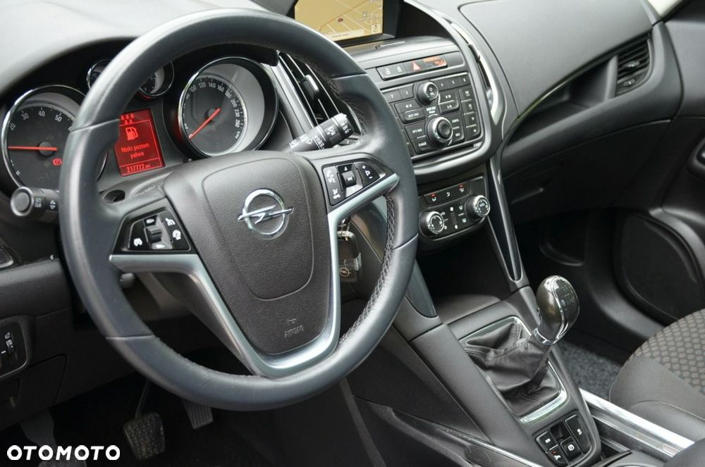 Opel Zafira - 23