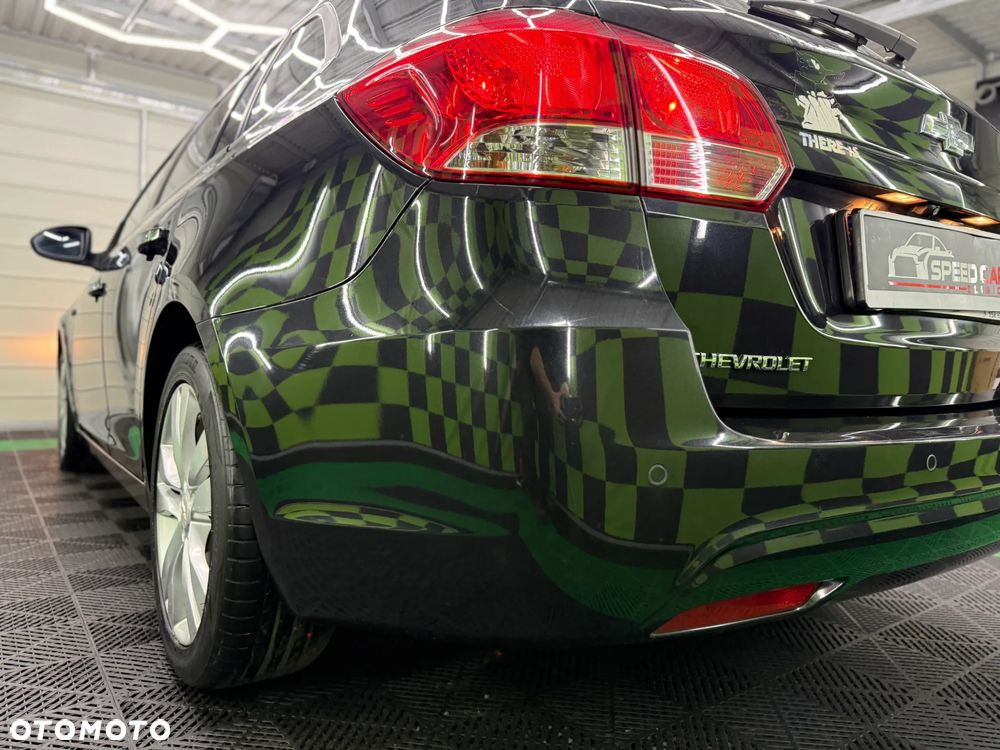 Chevrolet Cruze - 34