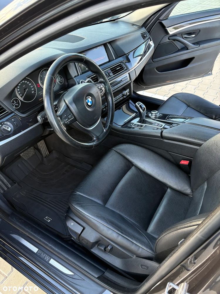 BMW Seria 5 520d - 16
