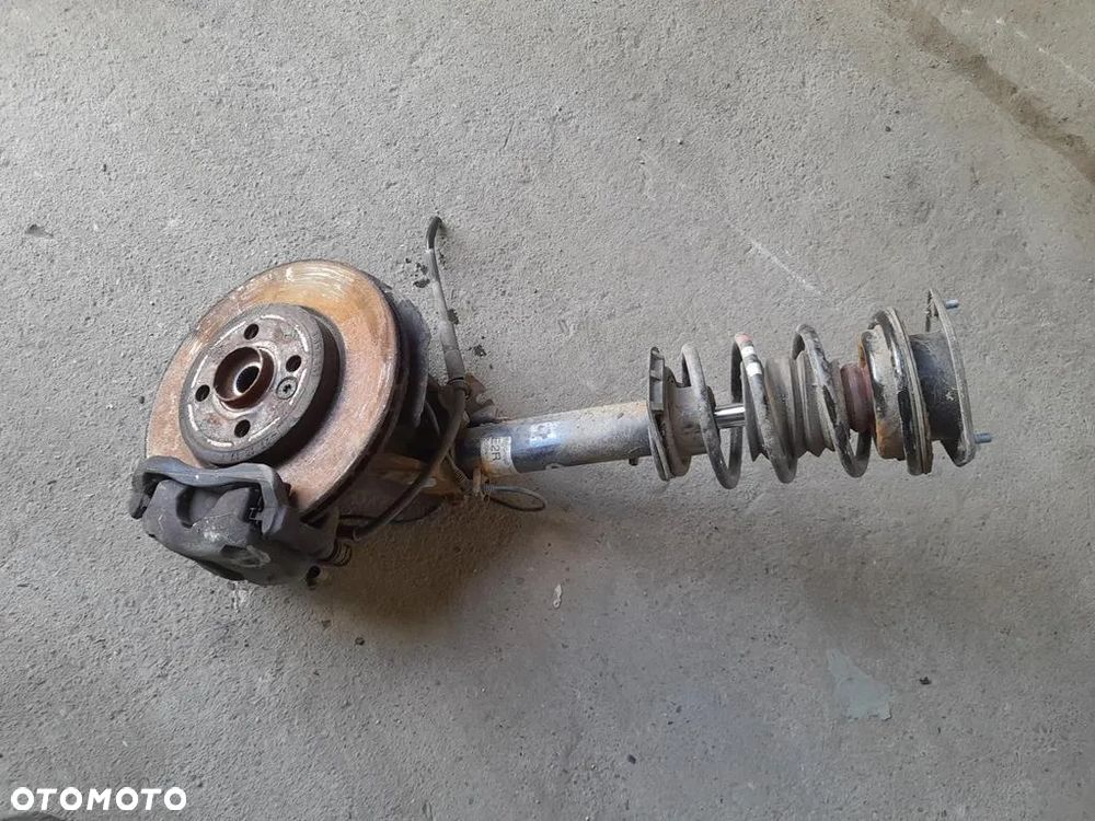 Zwrotnica McPherson prawa Mini R56 R55 1.6i - 1