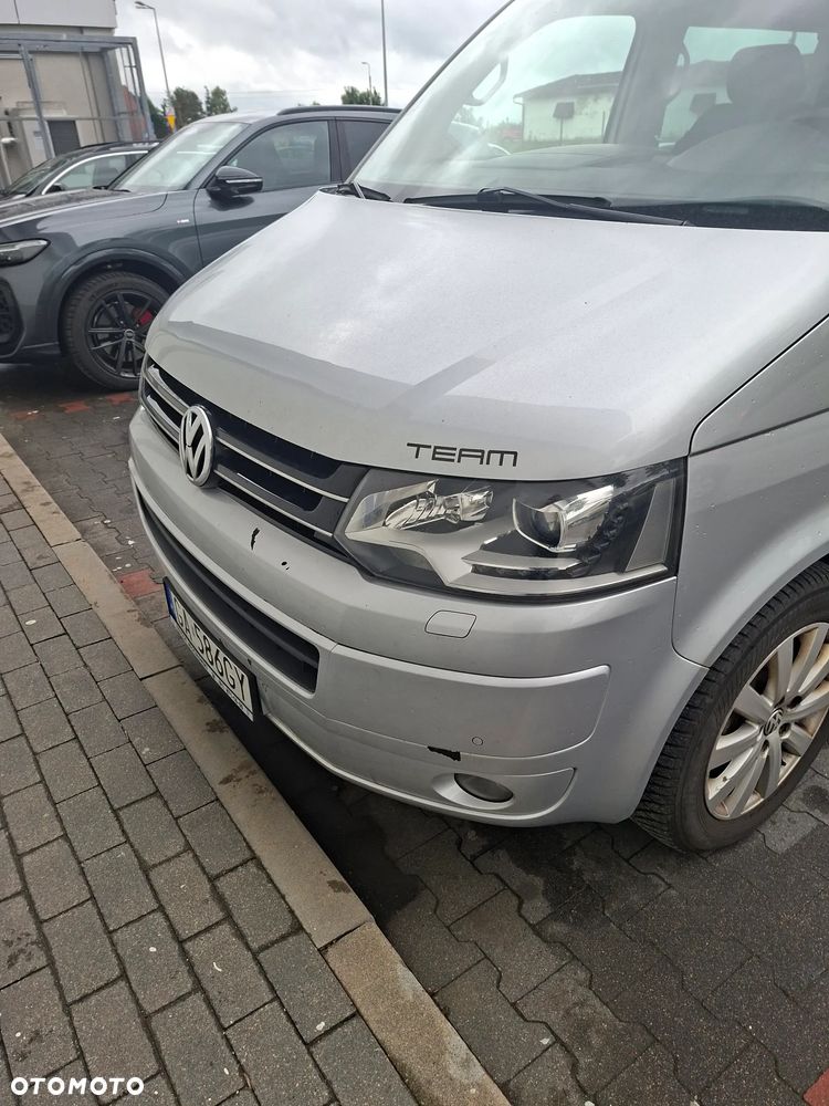 Volkswagen Multivan - 9