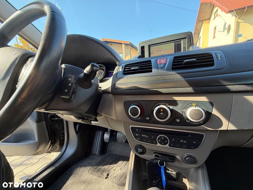 Renault Megane 1.6 16V Expression - 6