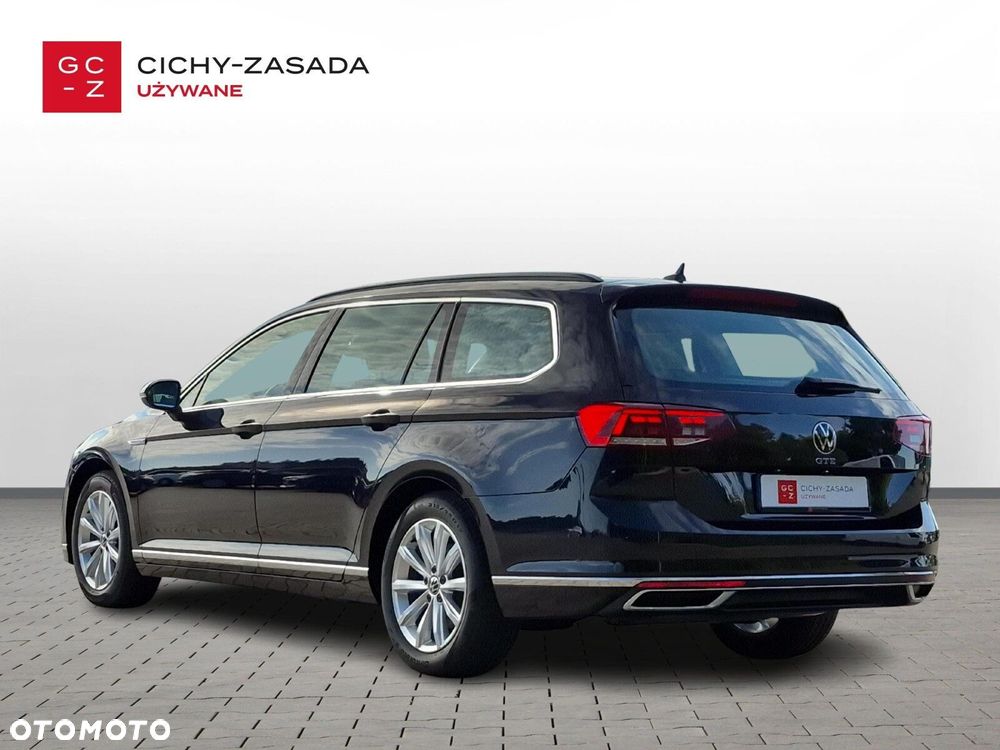 Volkswagen Passat - 3