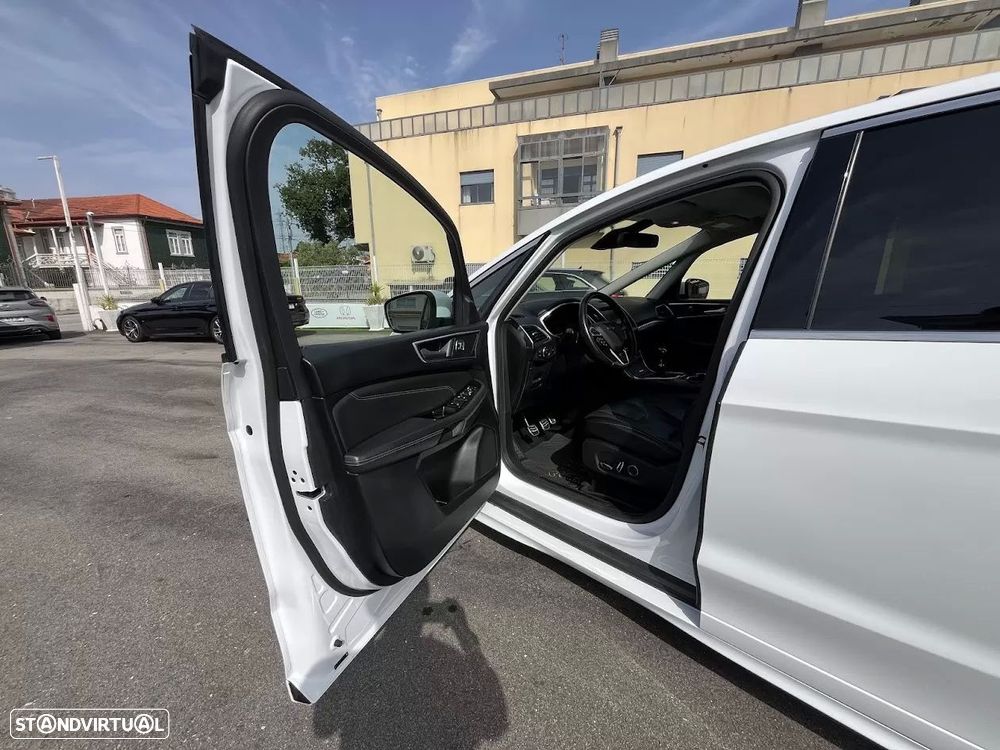 Ford S-Max 2.0 TDCi Titanium - 40