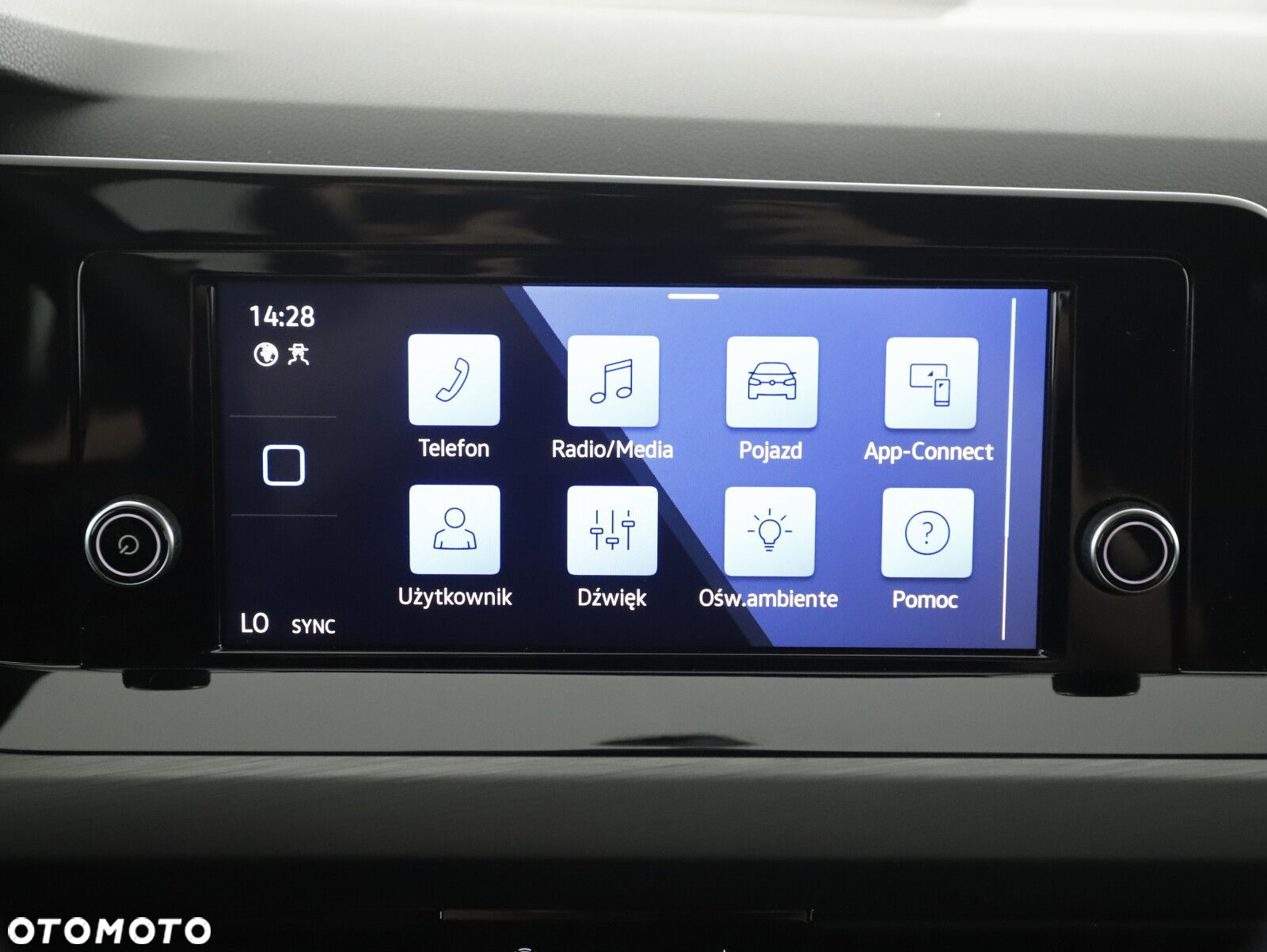 Volkswagen Golf VIII 2.0 TSI 4Motion Style DSG - 15