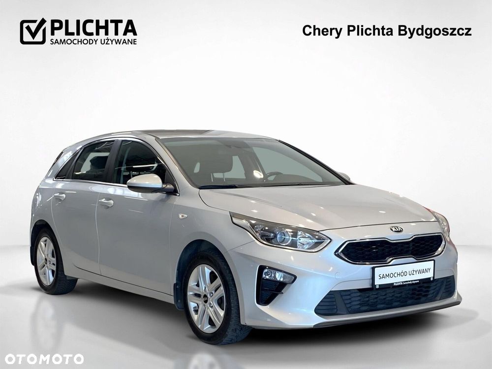 Kia Ceed - 8