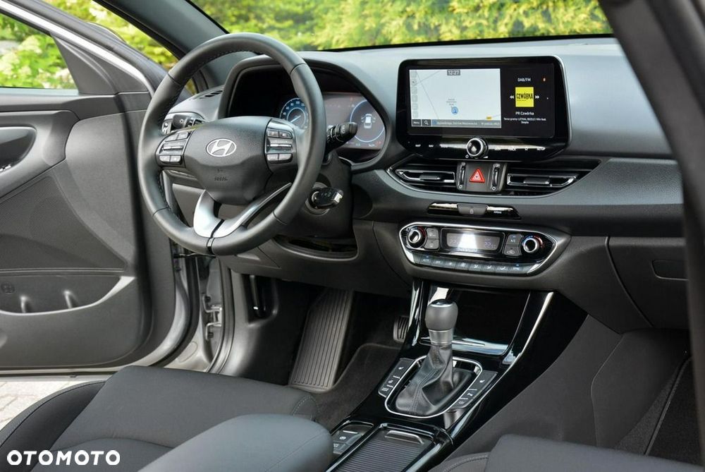 Hyundai i30 1.5 T-GDI 48V-Hybrid DCT Advantage - 18