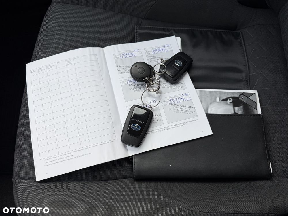Toyota Corolla 1.8 Hybrid Comfort - 31