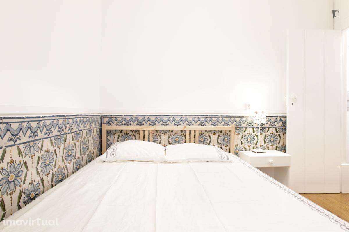 Quarto - localizado em Bairro Alto Lisbon - Grande imagem: 2/8