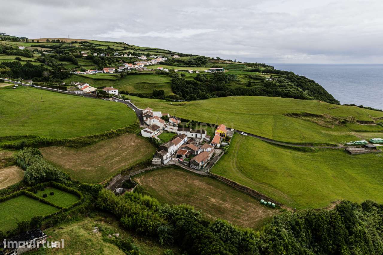 Moradia T2 com AL Nordeste – São Miguel - Grande imagem: 3/44