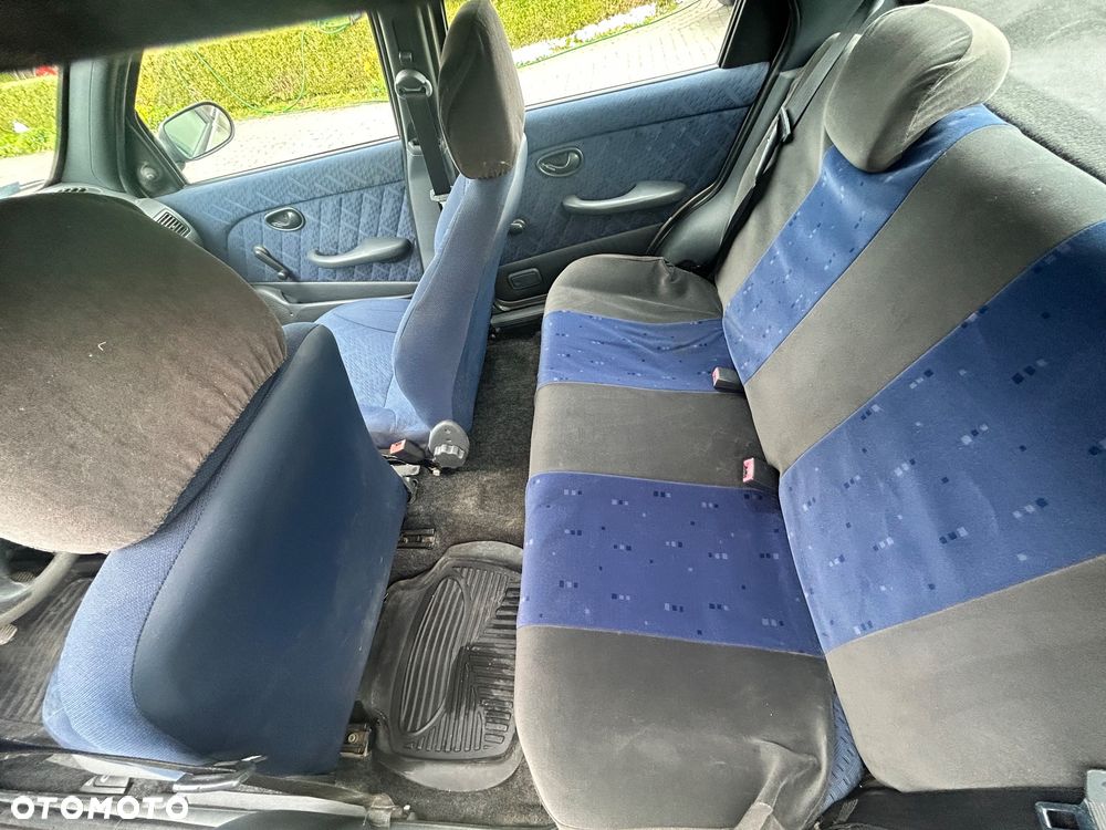Fiat Albea 1.2 16V Platinum - 6