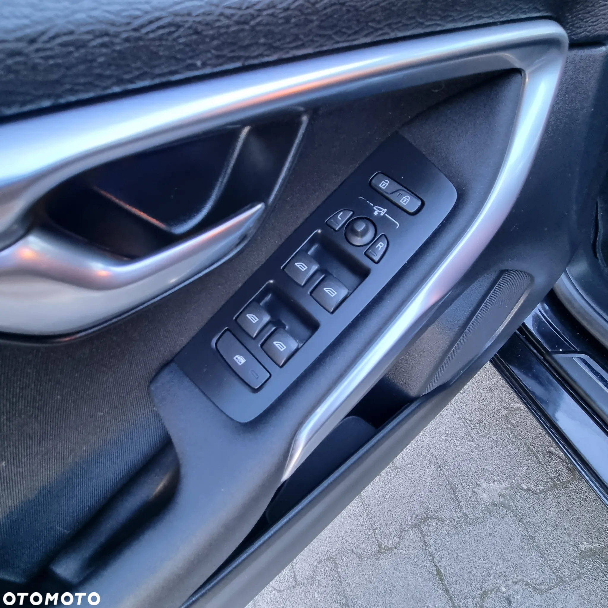 Volvo V40 D2 Summum - 30